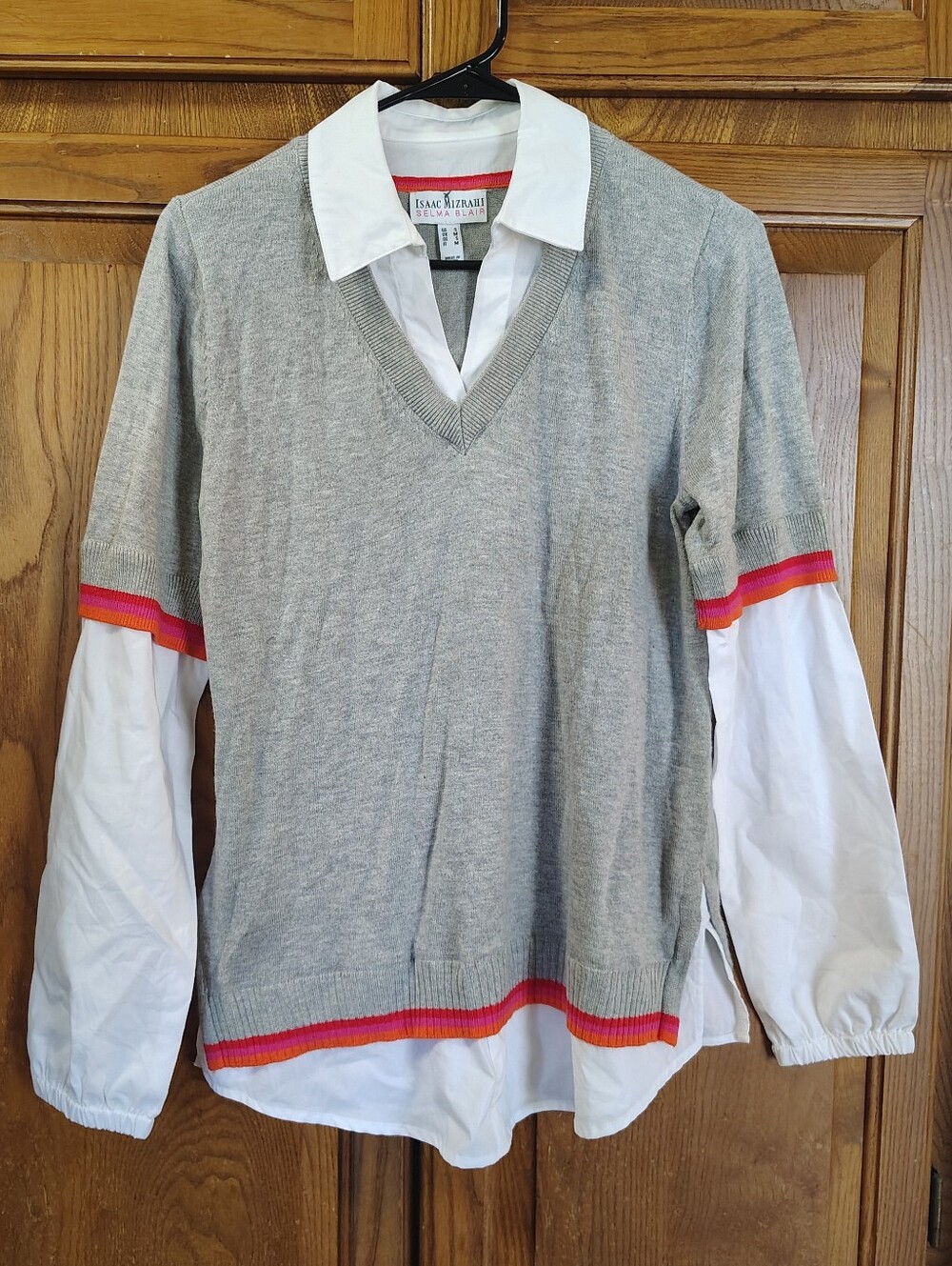 Isaac Mizrahi Gray V-Neck Sweater Twofer Pink Orange Trim White Shirt Size Small